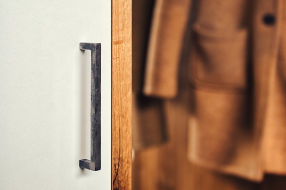 Garderobe massgefertigt nach Kundenwunsch Garderobe massgefertigt nach Kundenwunsch aus Salez-Sennwald